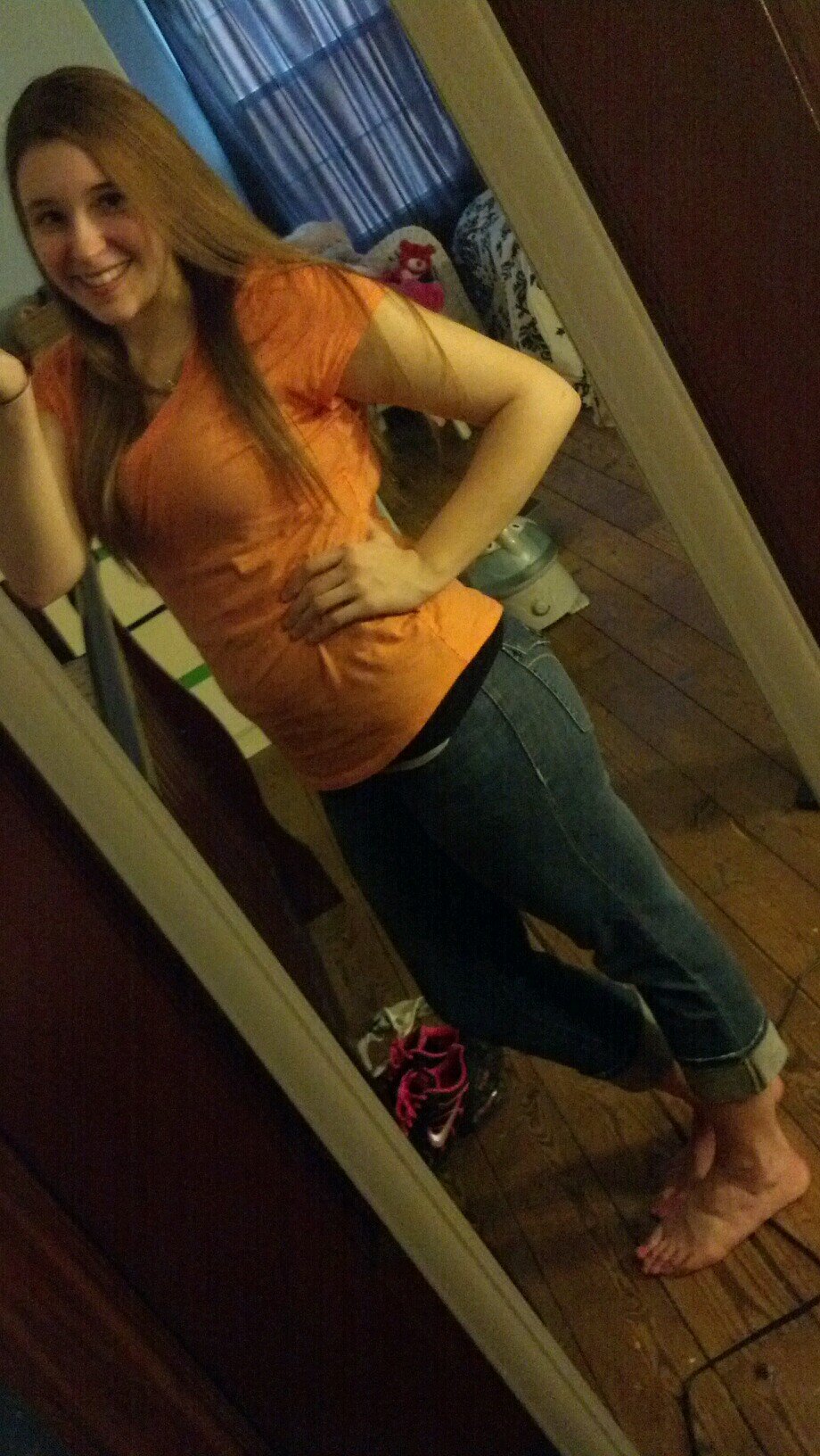 19. Mommy to Madison Charlotte. Soon to be Medical Assistant; Tesst College.