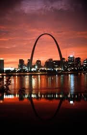 True stories heard on the St. Louis City Police Scanner. The good, the bad, the utter ridiculousness.