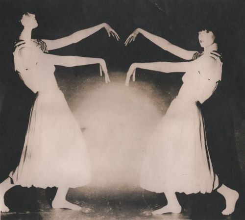 yoruwonusunde's profile picture. はーい ルルです。踊りに夢中。おもちゃ屋さんになるのが夢。 nanizine.lulu@gmail.com⇦パーソナルジントレードご依頼もお待ちしております