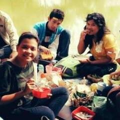 Selalu ada kesulitan dalam setiap kesempatan dan selalu ada kesempatan dalam setiap Kesulitan ^.^ Keep Spirit