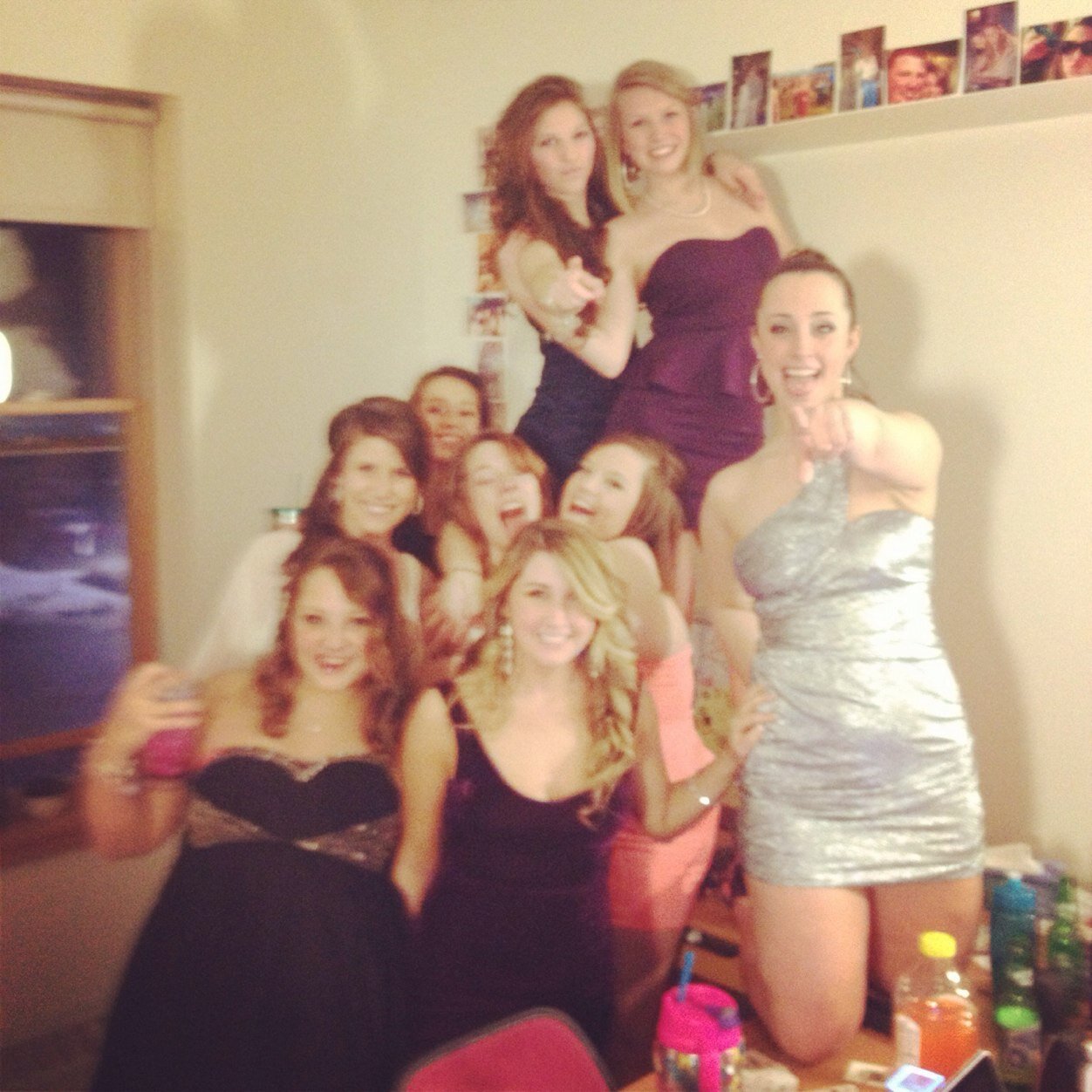 _laura_b_25's profile picture. being free, being wild, being bullet proof.