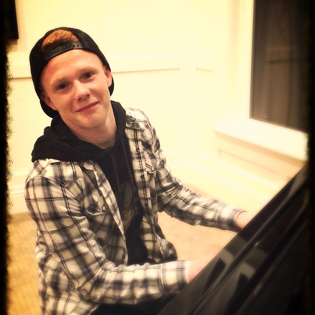 pdixon363's profile picture. pk... FREEZE!!!