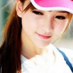 Hey Guys  Follow Me And Will Follow You Back .. - We Will Be Friends .. A Good Friends . I LOVE GIRLS GENERATION SO MUCH! Hope They Will Follow Me Back!