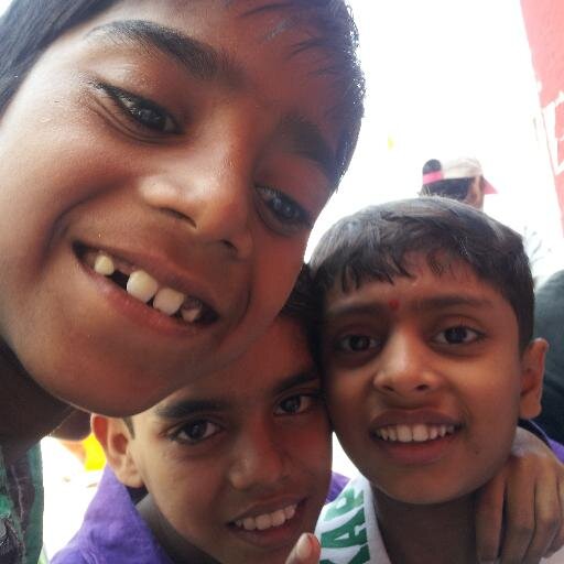 papua555's profile picture. 愛知在住の旅好き社会人。会社辞めて、なんやかんや世界一周。
帰国後、お堅いお仕事に従事。