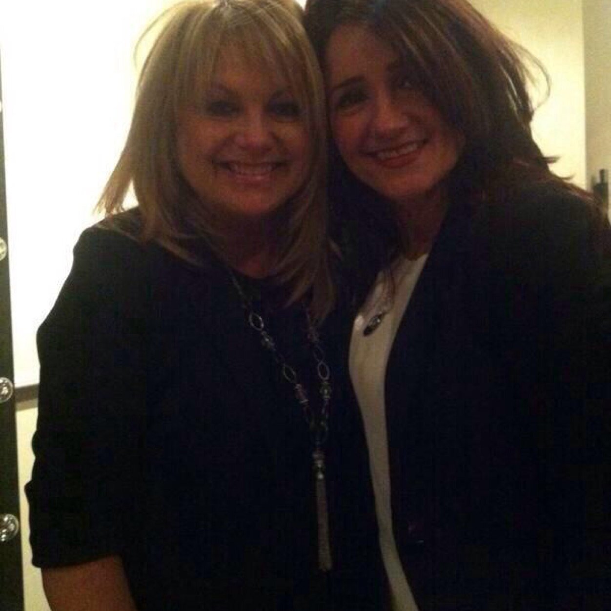 Ello, lovelies. Xx. Mrs. Malik here!