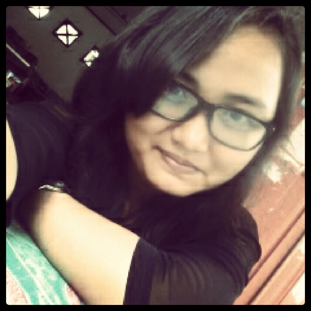Dewi Arina, Smashblast, Sisma, La Science Sept, Seven voice Sisma, Music is my experience.... I love Ice Cream....I'm single, I'm very happy,, my pin 24BF1607