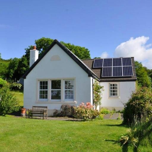 A relaxing self-catering cottage in Knapdale, Argyll. Come for a weekend or a family holiday, to write, walk or just enjoy the fabulous surroundings.