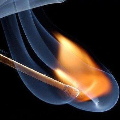 Tzmnayns's profile picture. 