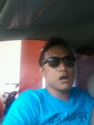 lebih semangat giat dan lebih memikirkan masa depan dunia dan akhirat