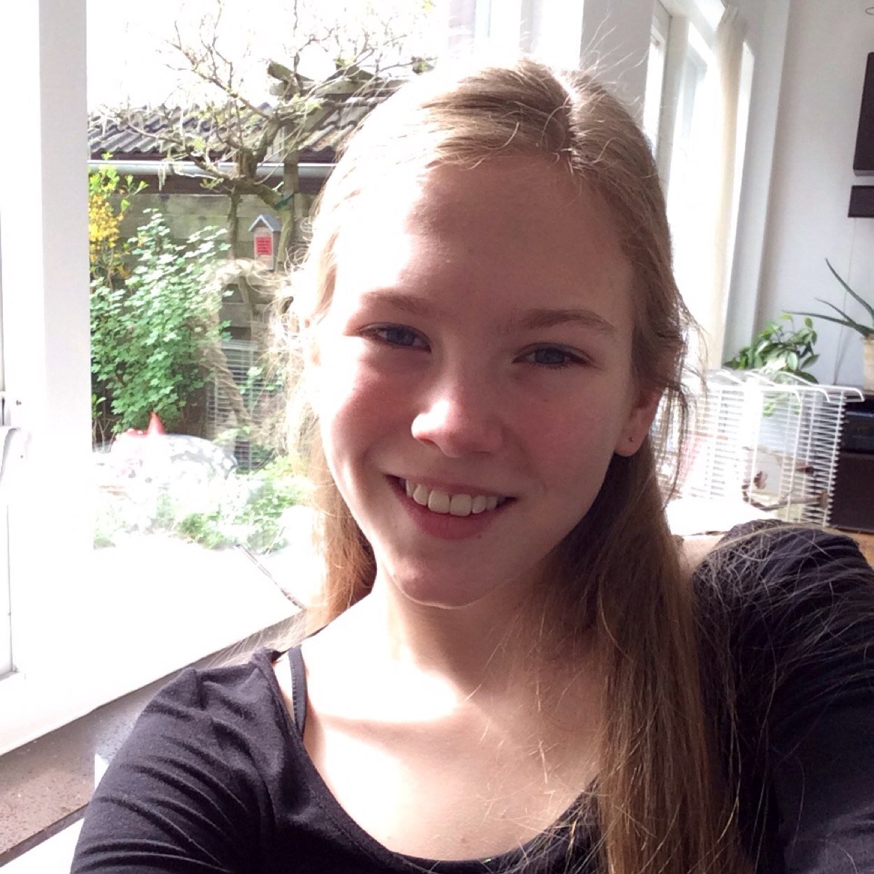 15 jaar~ veurs lyceum~ 4AG~ dansen~ zingen~ acteren~ love my dog bram!~ love my friends!