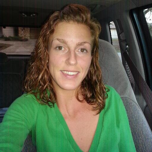 MollyLaurenE's profile picture. PR and Marketing Specialist