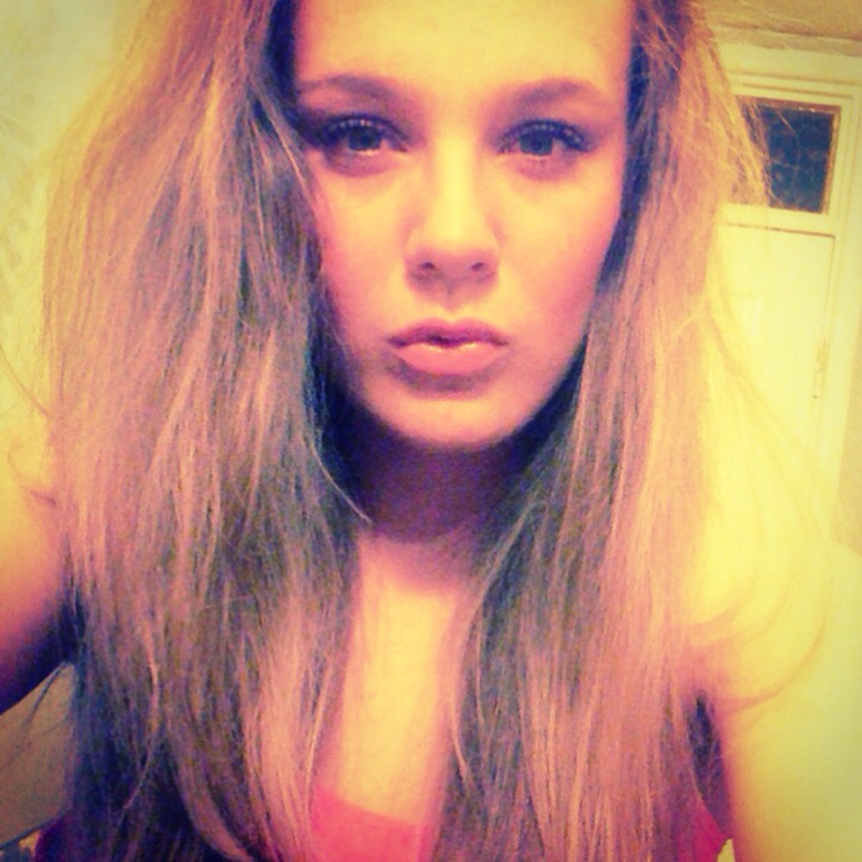 Sarah louise 
18❤️ single from barry 
Snapp  chatt -sarahlouu1
Bbm - 75EC9E89 
Facebook - sarah louise herbert 
Instagram - sarahlouuherbert
