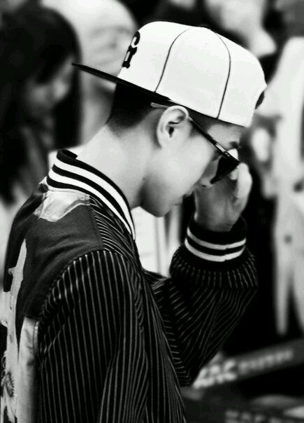 수정' s . #J103
