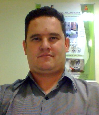 Corretor de imóveis por profissão, e ser humano por vocação.
