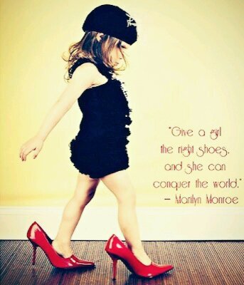 justliniorin's profile picture. simple....