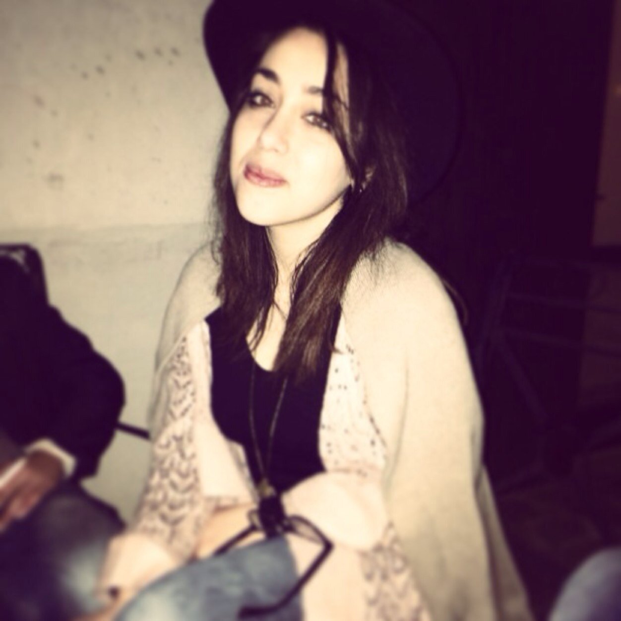 gaetana_russo's profile picture. ma io rifletto in pieno il mondo dove vivo,specialmente i suoi difetti