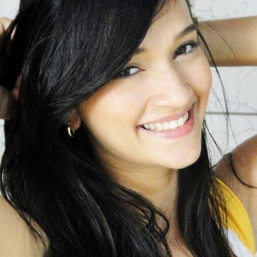 No caráter, na conduta, no estilo, em todas as coisas, a simplicidade e a humildade são as supremas virtudes. :3