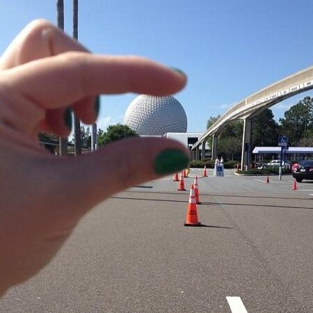 laceytable's profile picture. 