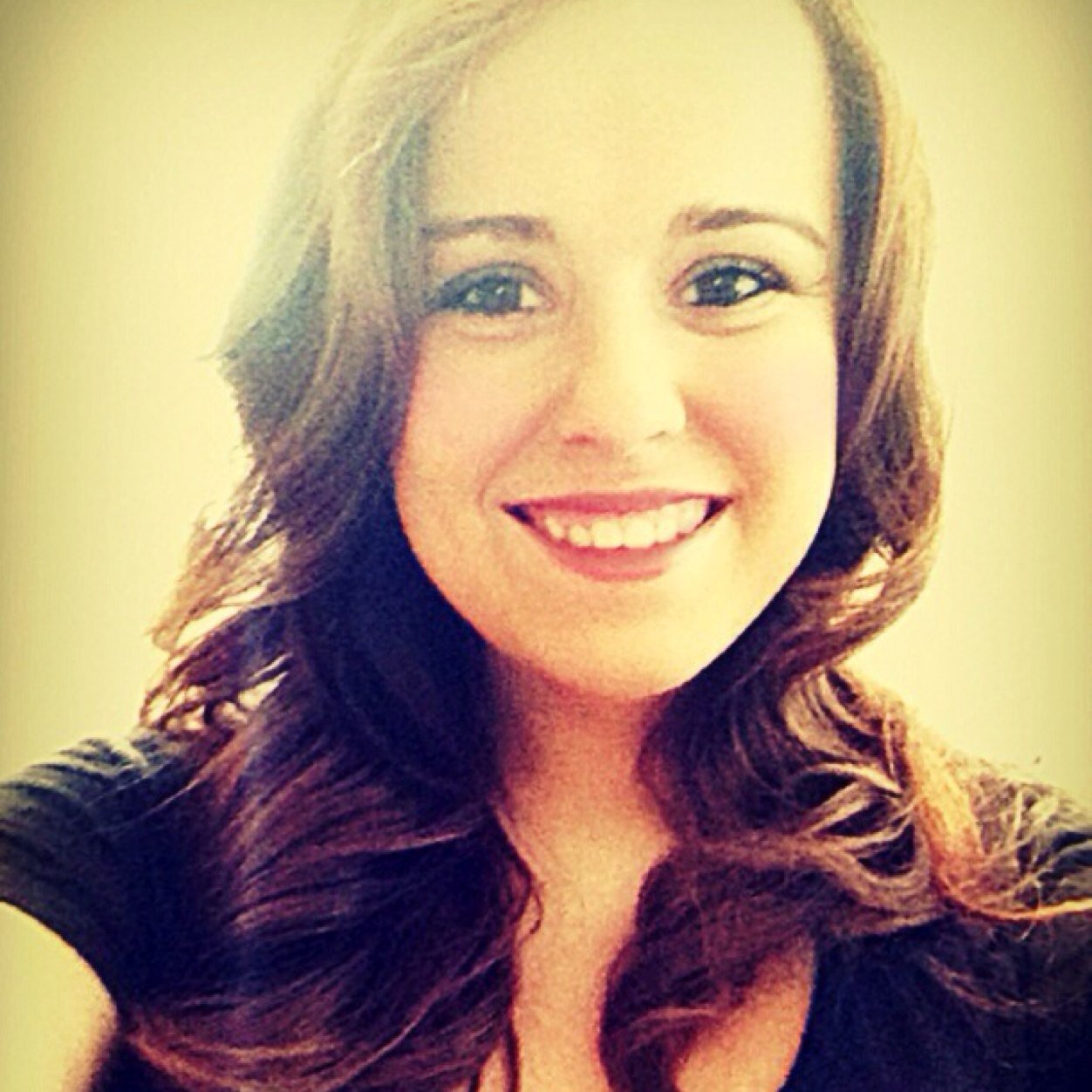 Mama of 2, wife, children's librarian, child of God!