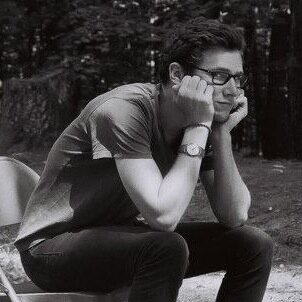 The hopeful cynic; Designer, Artist, Engineer; Building amazing things @giantmachines;