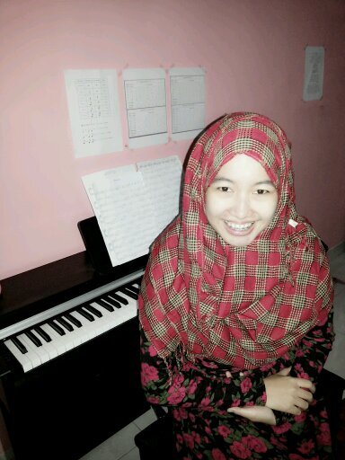 nizahwang's profile picture. 