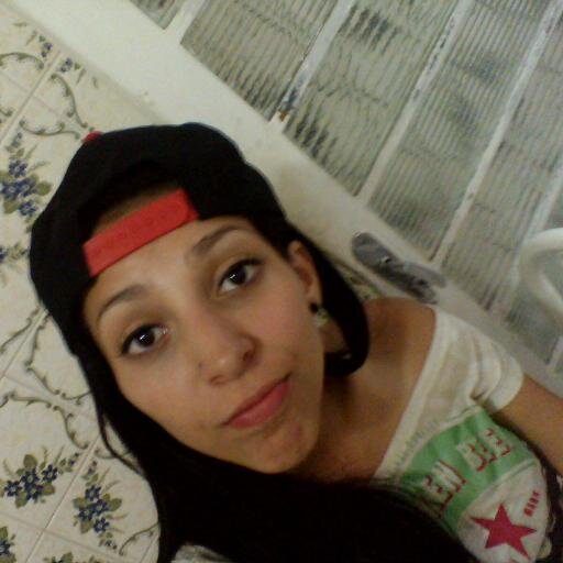 Whats  (19) 984063272 Chama-lá sou legal :3