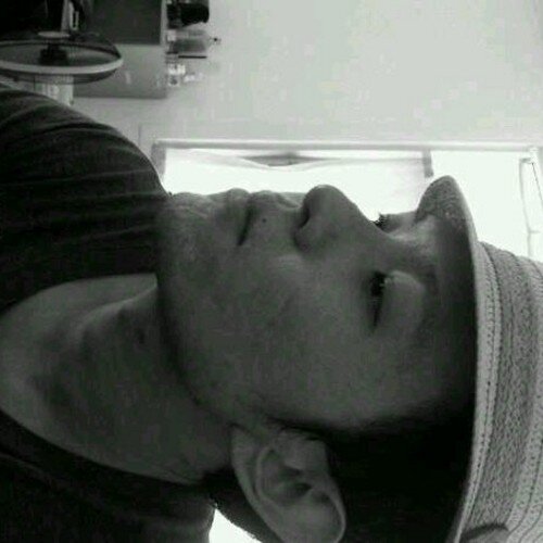 farawoei's profile picture. Architect |