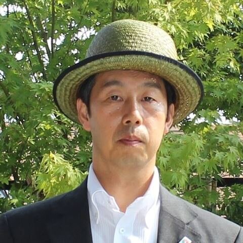 ●生成AI研究家・口コミ解析の仕事をしています。
●自分の母校のホームページの運用管理をお手伝いしています。
●最近は個人、ITコーディネータ・中小企業のための生成AIの活用講座をやっています。
●Midjourneyで画像生成しています。無断転載・無断使用は禁止です。