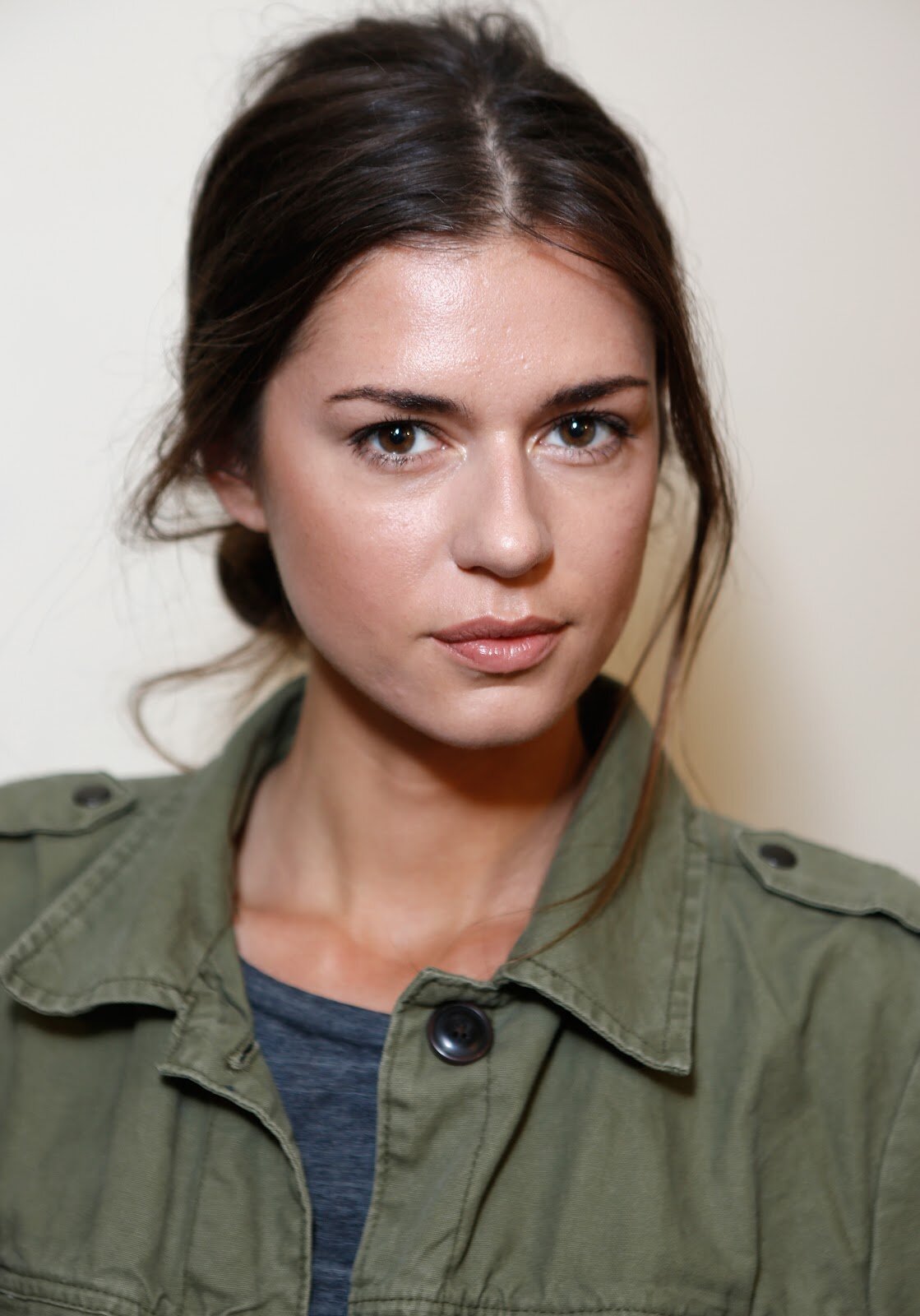 French born.  Aspiring model/actress.  I love to travel, explore new cultures.  Avid bike rider and foodie! Say Hi!