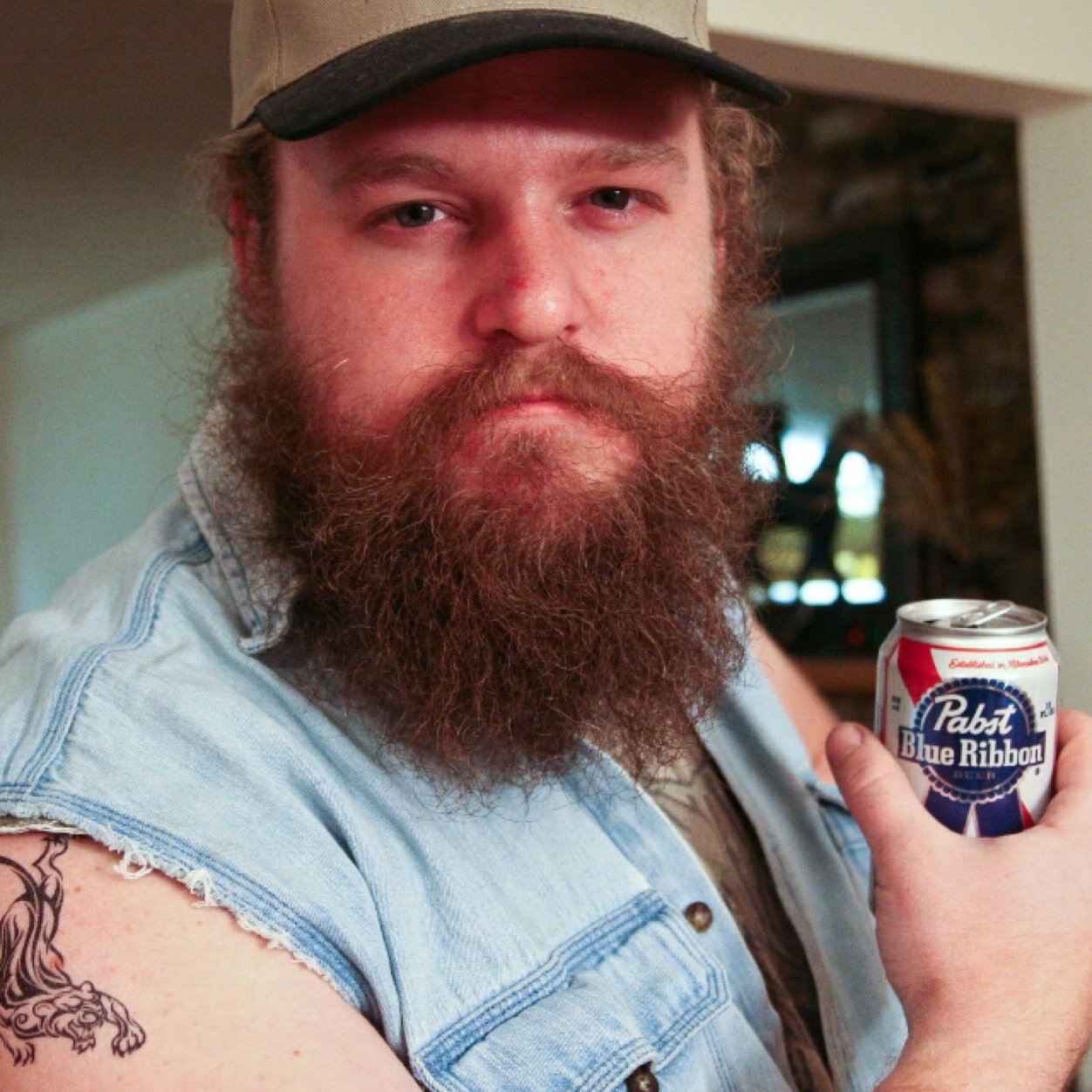 Im a hard workin', dip lip spittin', wrench grippin', Dorito nippin' sum B...#HICK-HOP #RollTide #RIPBarley2001to2014 PROUD MEMBER OF THE HICK HOP GOOD OLE BOYZ