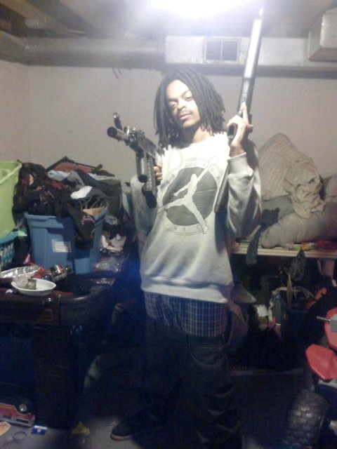 #FamilyFirst L18 Da Gang #MostHated MurdaGang !!! Free Da Guyz #RipDaHommies !!!!