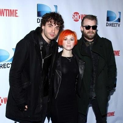 Official Fan Club Paramore lml. @paramore @yelyahwilliams @schzimmydeanie @itstayloryall Dueña: @Tamarahefra Tumblr: http://t.co/Z3jGd9KUlv