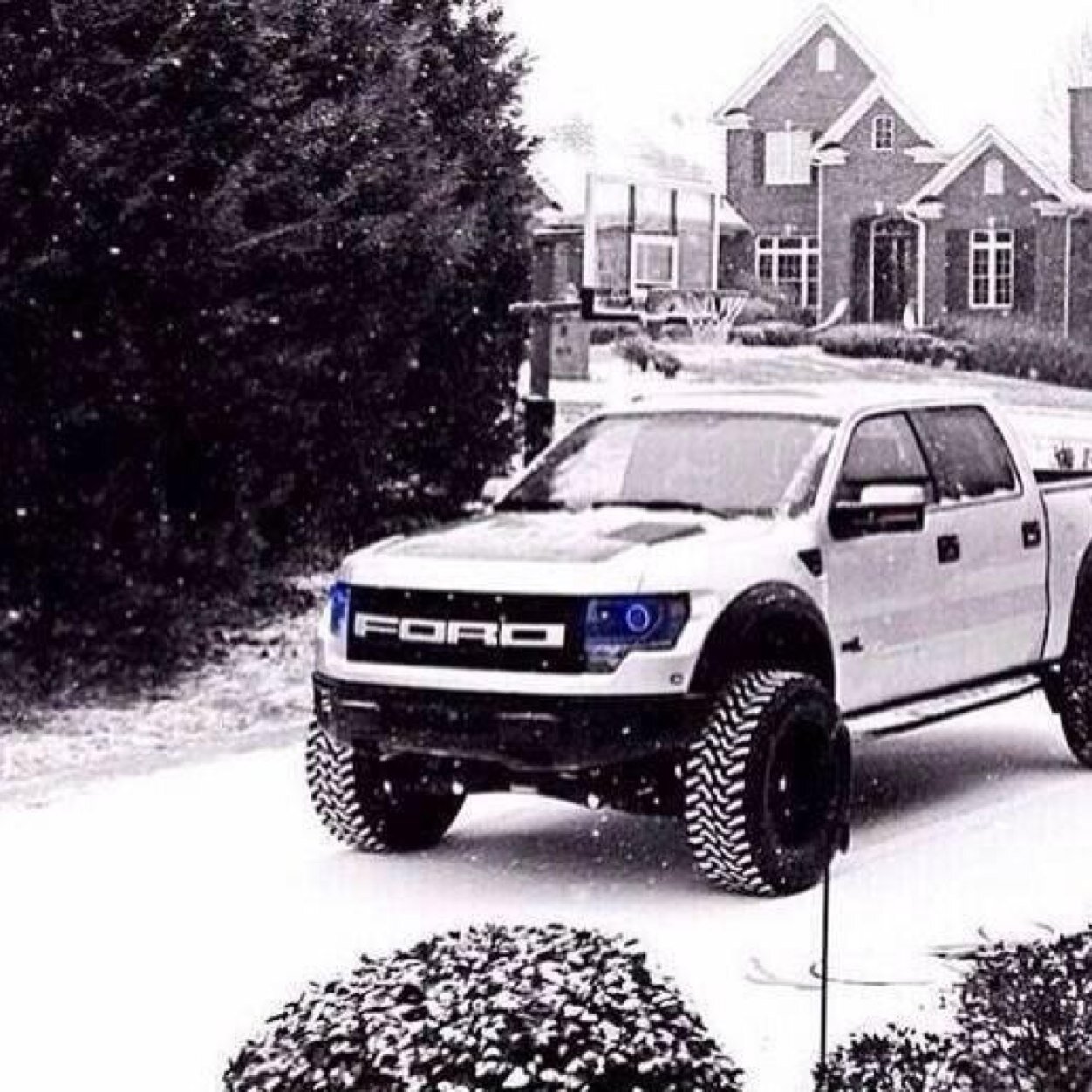 Pictures of the sexiest trucks out there