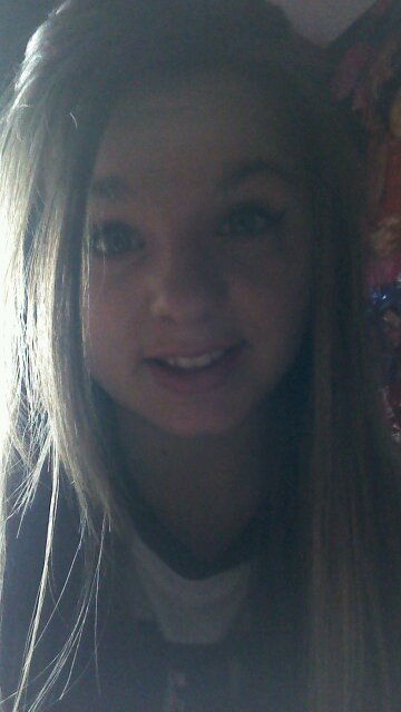 follow me i follow back bitches x