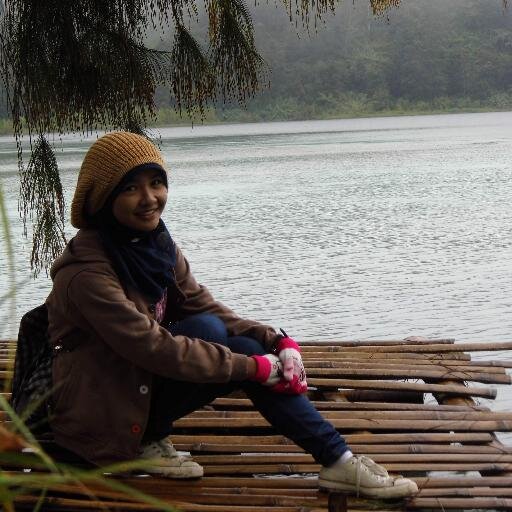 hanya satu kata yang dapat aku katakan pada-Mu terima kasih ALLAH dan hanya satu yang ku rasakan Syukur ku pada-Mu YA ALLAH