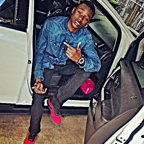 Wachin da almitty Fl£X on itz throne||kik_judah sealyIIiG-_fvcktril||kik me@judah_sealy|| MMG||Kloud Gang||Glory Boyz||Kai :*||187hoe!!|| I FOLLOW BACKKK !!!