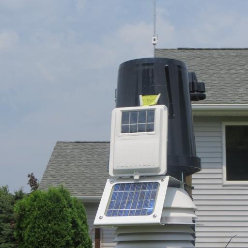 +Weather Geek+
-Electronics Tech -