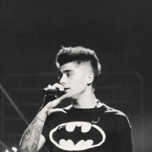this is free follow. please follow me: @bizzletsgo and ask for fback if you want to :) x