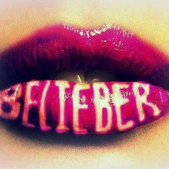 SOY BELIEBER DESDE LOS 8 AÑOS Y PARA SIEMPRE LO VOY A HACER