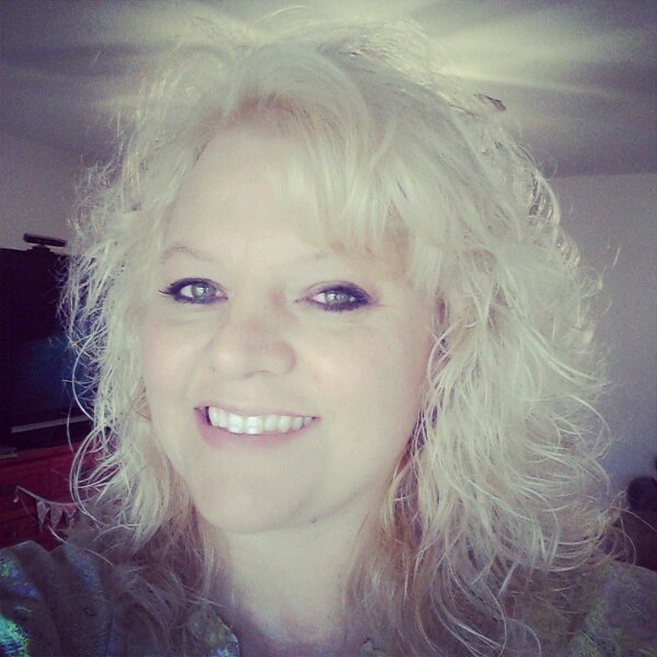 I'm a mom of five!! Helping people live happy lives!!
