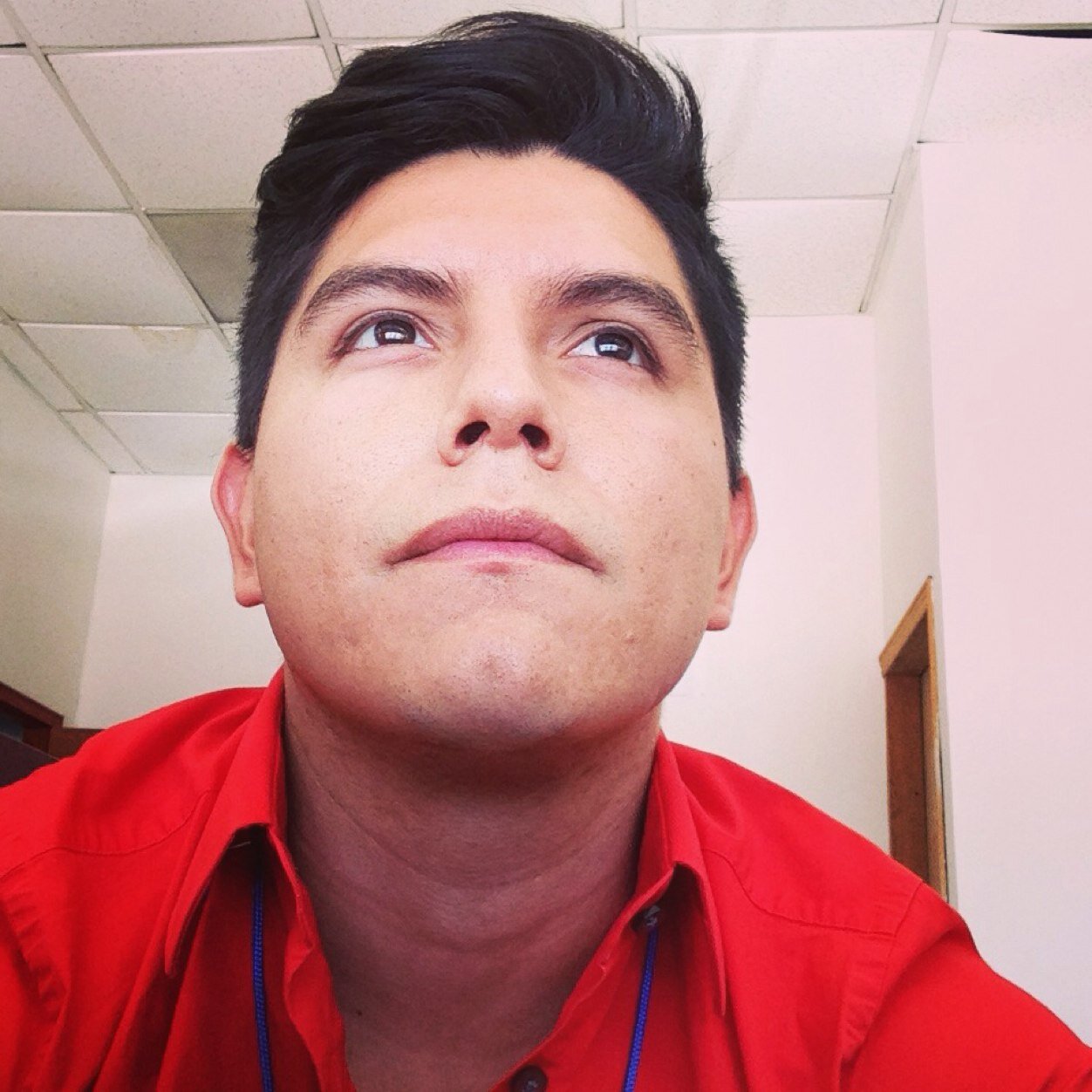 M O T I V A T I O N Algunas Personas estan Destinadas para ser esa Chispa de Luz en la Vida de las Otras