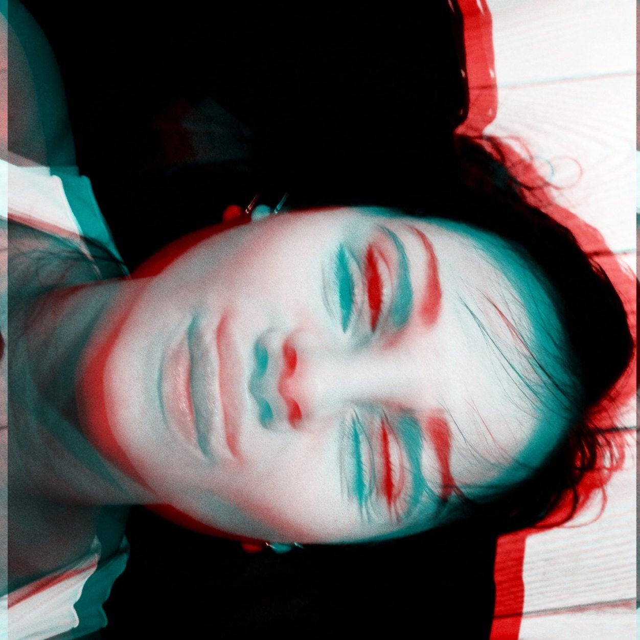 shufffelin's profile picture. Taupies, netaupies - tāpat nolietosies!