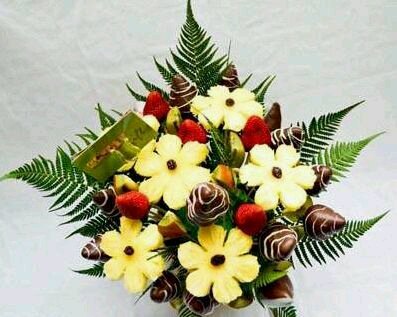 Frutacreativave's profile picture. Apasionados por la fruta. Diseñamos centros de mesa, arreglos frutales, ramos, regalos, etc. Para cualquier tipo de evento, celebraciones y dias festivos.