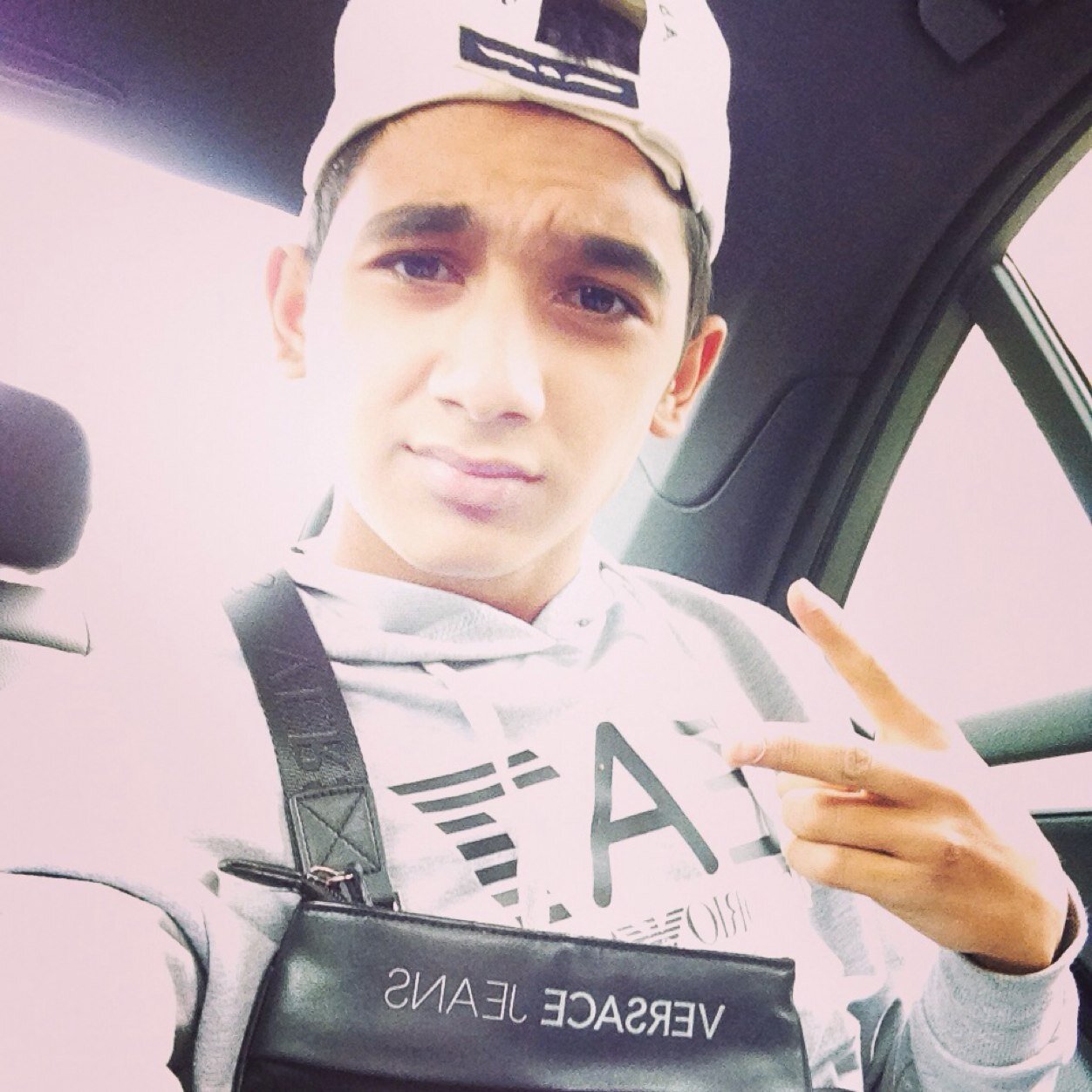 santino carli /14jaar/ ghc collage/ bro /dougie/music opposites. op een level . hey dj.rollende steen