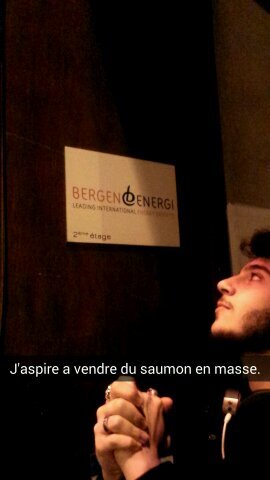 dylan_placidii's profile picture. Bâtard notable, piètre amant, voyageur maladroit.