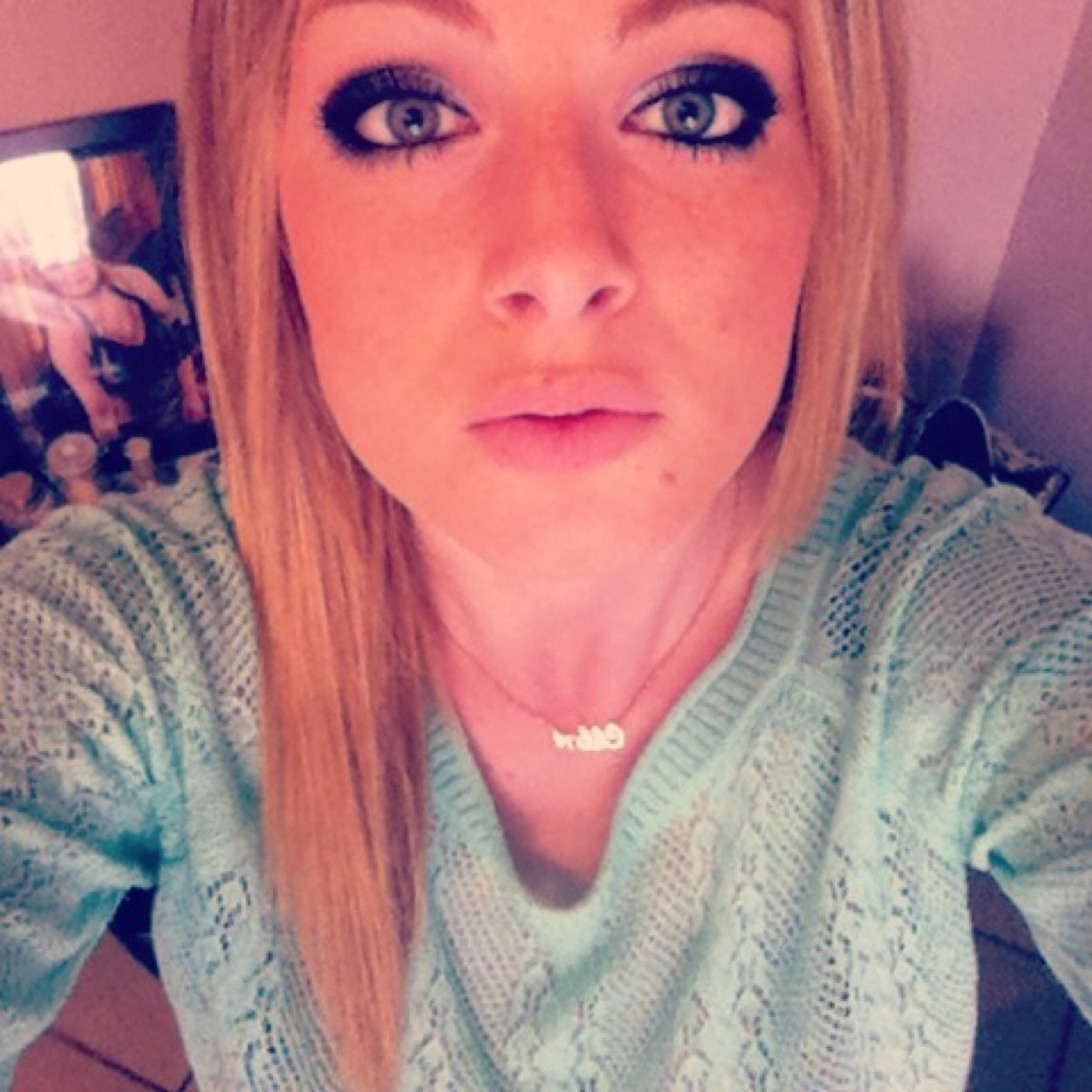 Mlle___Chloe's profile picture. 