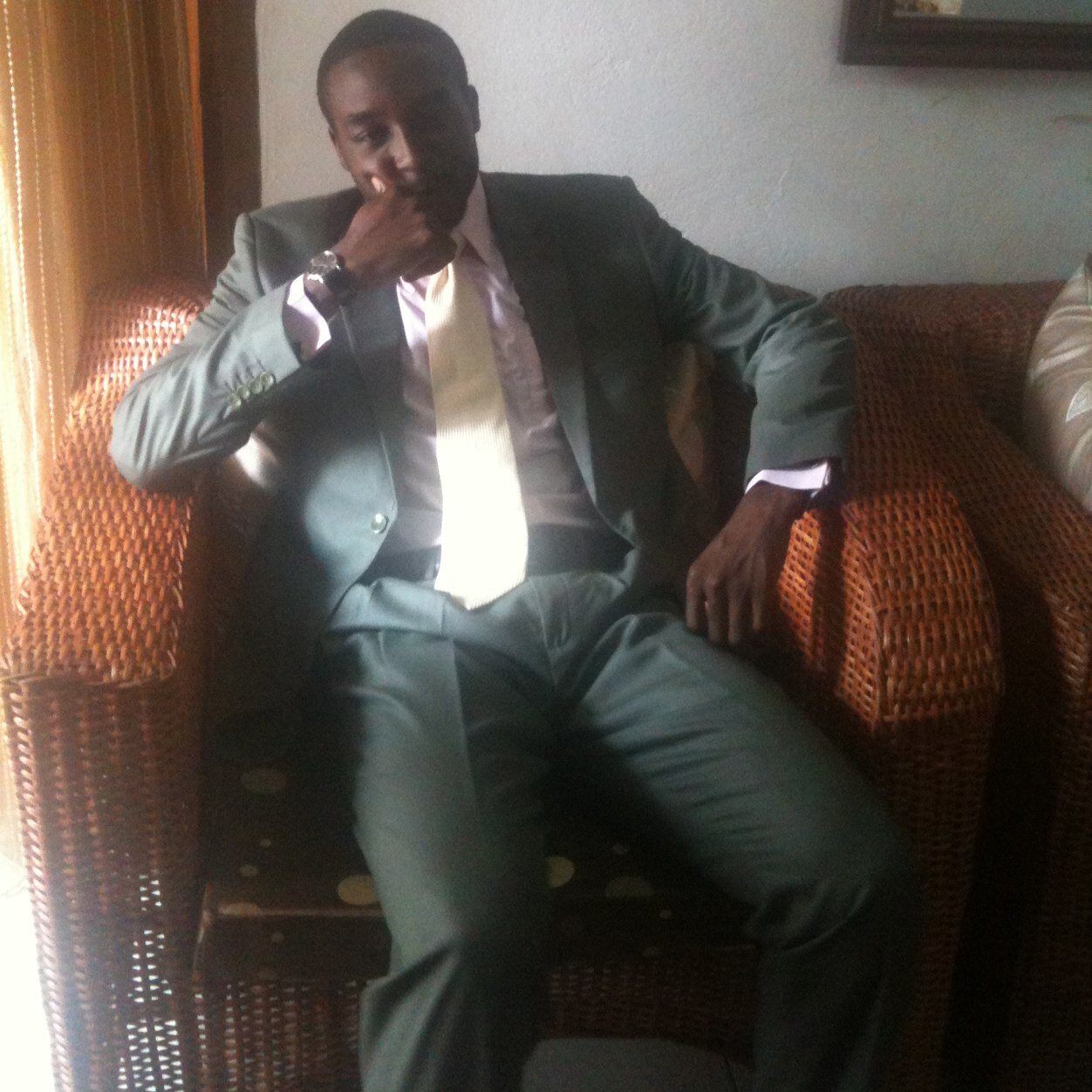Mes tweets n'engagent que ma personne.
Diplomate camerounais.
Point de contact national de l'implémentation du Plan d'action de La Valette sur la migration.