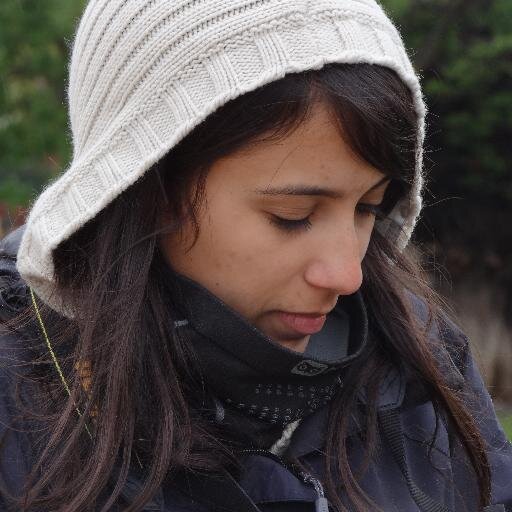 fernyias's profile picture. ex-estudiante y sacadora de vuelta.