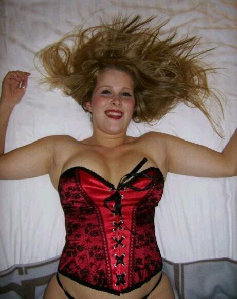 A hot wife, swingers  bi, slut ,happy in a open  marriage   , Thank my husband for taking the pictures