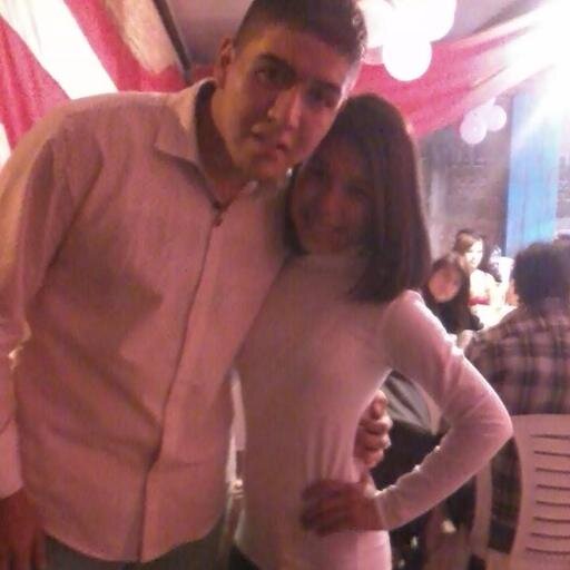 Me gusta cantar y bailar aunque no sirvo para eso.Mi sueño es ser modelo,diseñadora de moda,abogada.Me gusta ser independiente y q nadie me lleve por delante